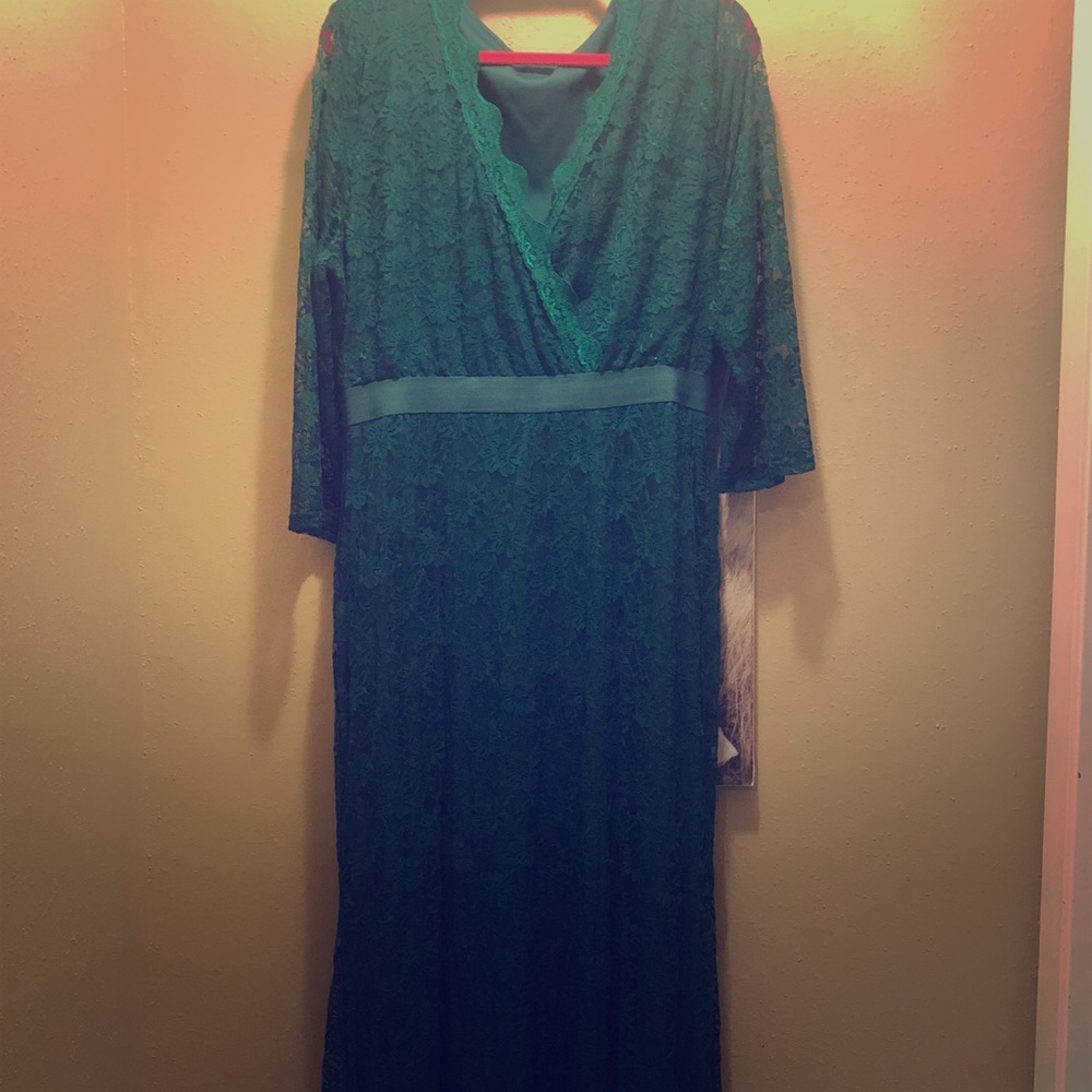 Emerald Green lace dress